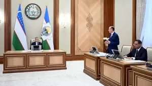 Ўзбекистон Президенти раислигида илмий кадрлар тайёрлаш ва илм-фан соҳасини янада ривожлантириш масалалари муҳокама қилинди