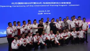 Автоспециалисты из Сырдарьинской области прошли курсы повышения квалификации в Китае