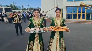 Аккредитованные в Узбекистане зарубежные дипломаты прибыли в Бухару 