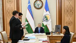 O‘zbekiston Prezidenti giyohvandlikka qarshi kurashish va yo‘l harakati xavfsizligini ta’minlash choralarini ko‘rib chiqdi
