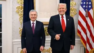 Президента Узбекистана поздравил Президента США с днем рождения