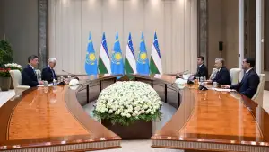 Президент Узбекистана принял Премьер-министра Казахстана