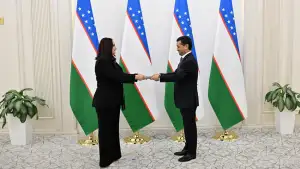 Министр иностранных дел Узбекистана принял нового посла Алжира