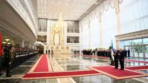 В Минске состоялась торжественная церемония встречи Президента Узбекистана