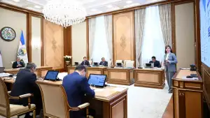 Президент Узбекистана рассмотрел предложения по отбору талантливых управленцев и подготовке руководителей нового поколения