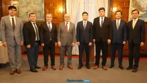 «Diplomatic Watch»: Отношения Узбекистана с США вступают в новую фазу, характеризующуюся заинтересованностью в долгосрочном экономическом росте