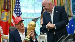 Дональд Трамп ФИФА раҳбарини БМТнинг янги бош котиби лавозимига муносиб кўрмоқда