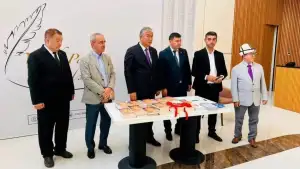 В Азербайджане состоялась презентация книги узбекского поэта