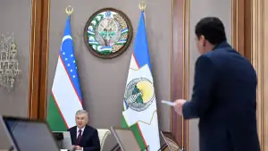 Под председательством Президента Узбекистана рассмотрены предложения по совершенствованию системы оплаты труда государственных служащих