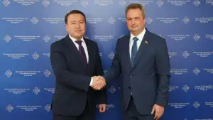 Ўзбекистон элчиси Беларусь ташқи ишлар вазири ўринбосари билан учрашди