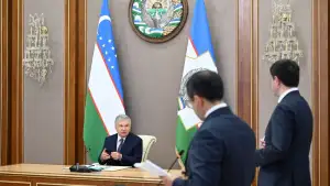 Ўзбекистон Президенти: Ҳар бир инсонга алоҳида ёндашиб, унинг имкониятларини яхши билишимиз, шундан келиб чиқиб, муносиб иш топиб беришимиз керак