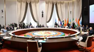Ўзбекистон Президенти Бишкек шаҳрида бўлиб ўтган ШҲТга аъзо давлатлар раҳбарлари кенгашининг юбилей йиғилишида иштирок этди ва нутқ сўзлади