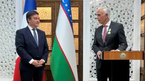 Председателю Совета директоров французской компании Клоду Имовену вручён орден «Дустлик»