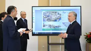 Ўзбекистон Президенти Янги Қарши шаҳрини барпо қилиш ҳамда туризм мажмуасини ташкил этиш лойиҳалари билан танишди
