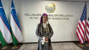 AQShda yashovchi yaponiyalik san’atkor o‘zbek xalqini Davlat tili bayrami bilan tabrikladi